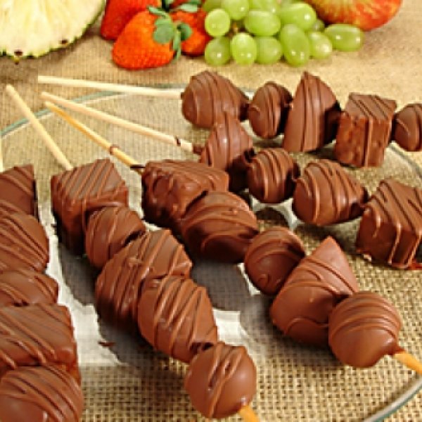 frutas_com_cobertura_de_chocolate